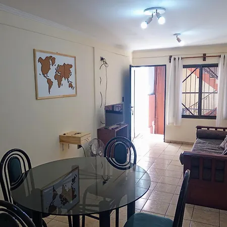 Departamentos Centricos Iguazu A.N Apartment Puerto Iguazu Exterior photo
